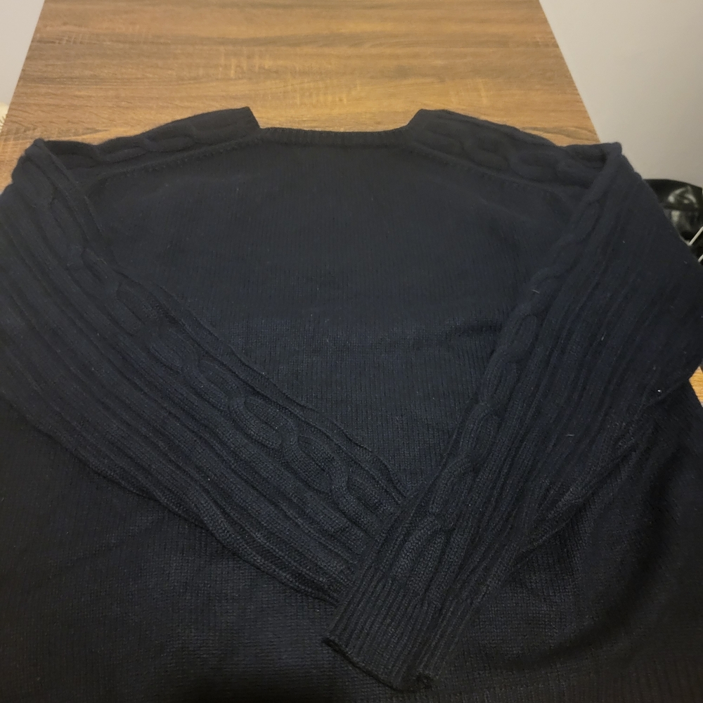 Navy 100% Cashmere Crewneck Sweater